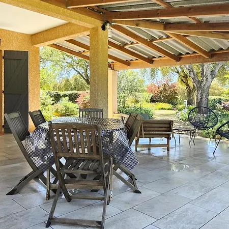 Stunning In Pratavone With Kitchen Σπίτι διακοπών